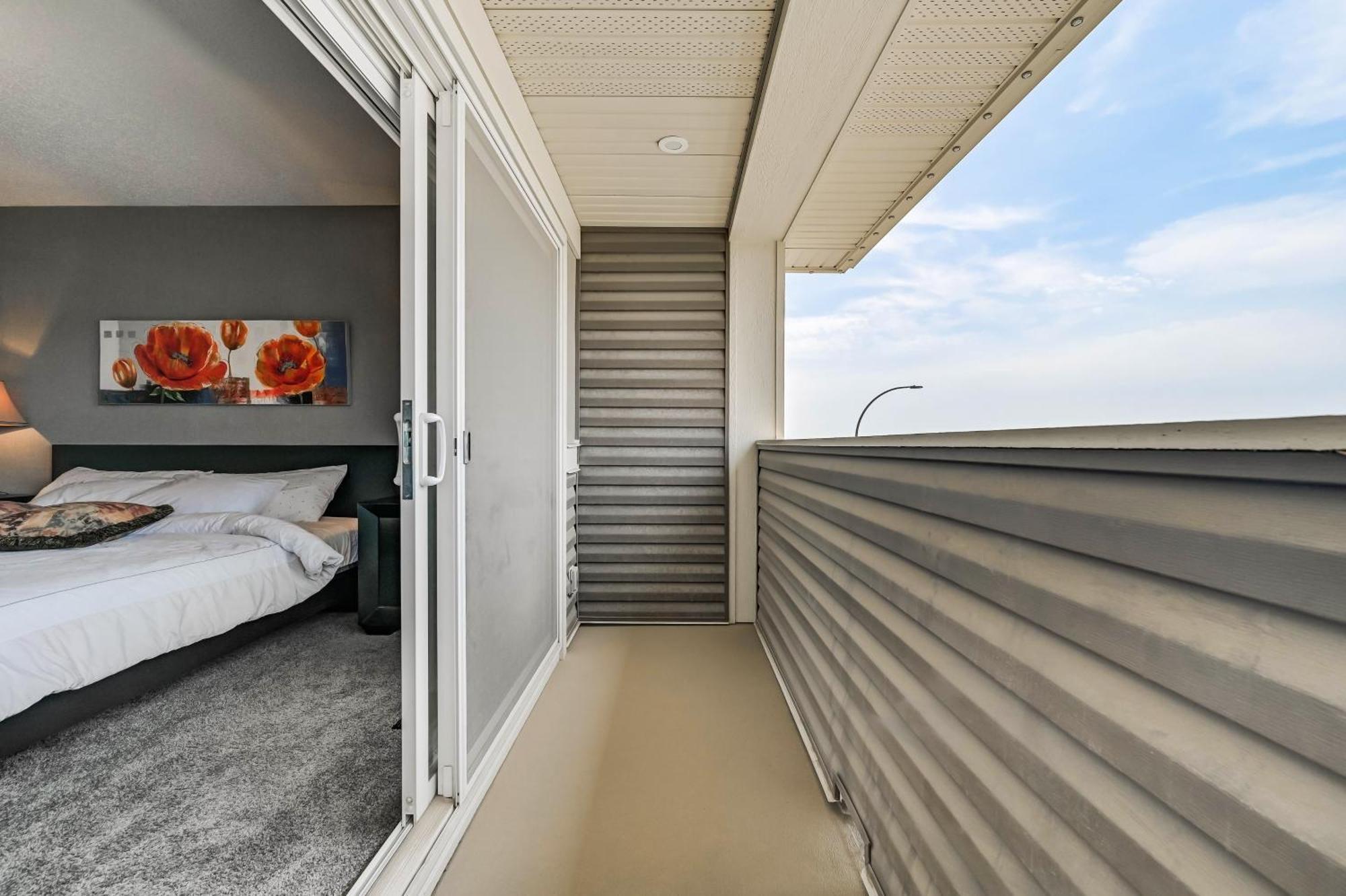 Brand New 3-bedroom In A Quiet Neighborhood Apartment *